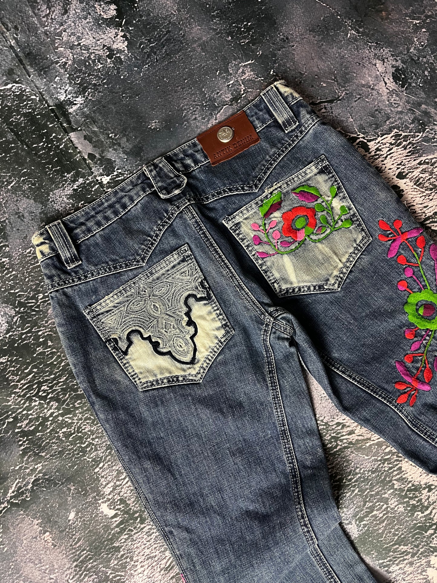 Antik Denim low waist skinny bootcut Jeans (S)