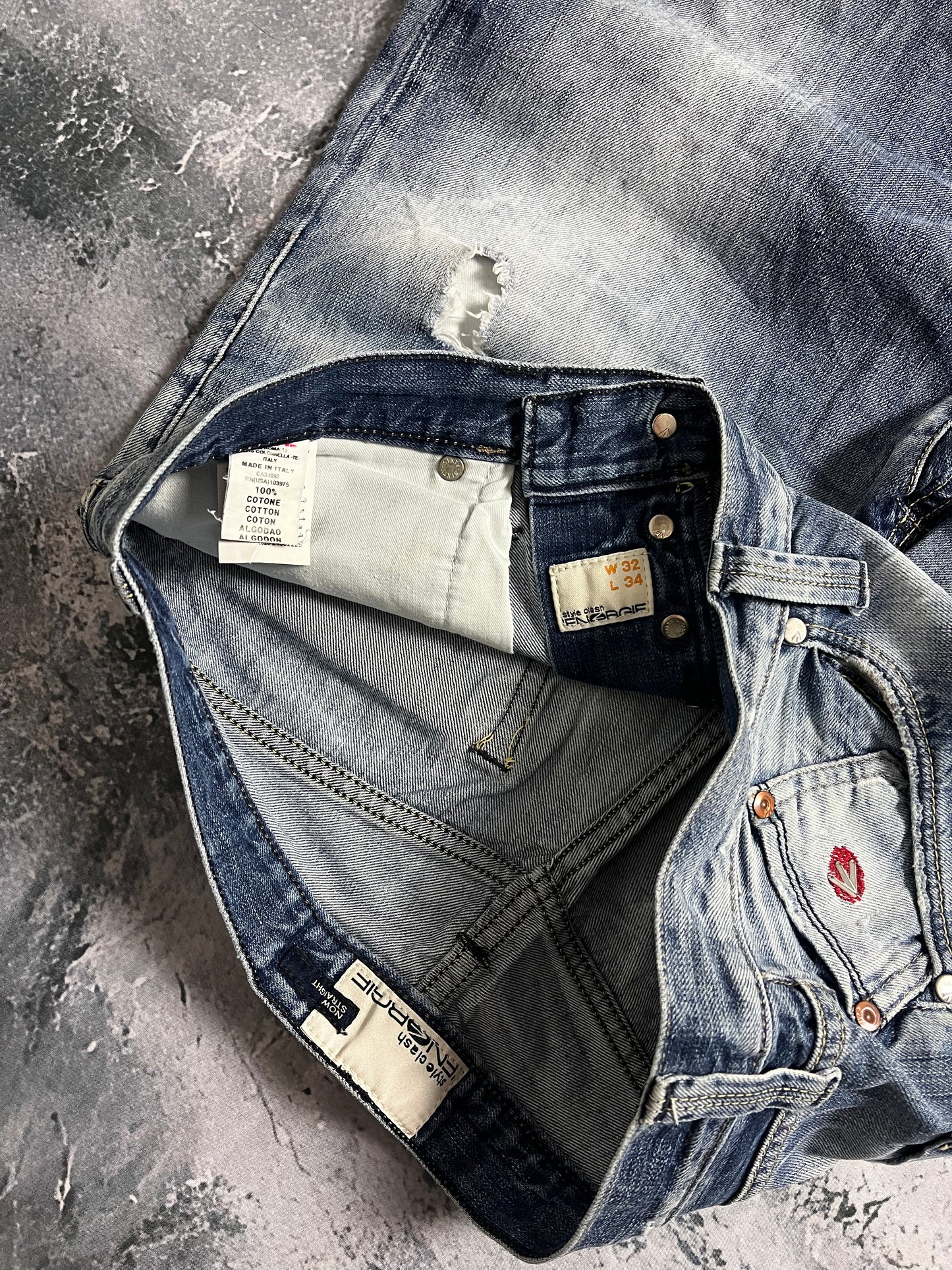 Energie straight leg Jeans (M)